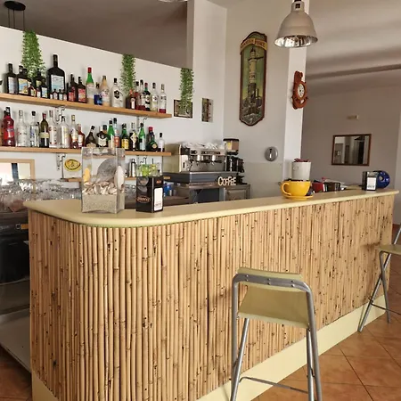 Santa Monica Apartahotel Ricadi